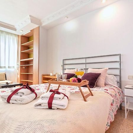 -Malagasunapts- West Beach Malaga Seafood & Relax Esterno foto